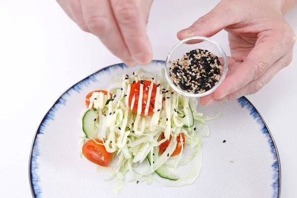 Cách làm salad bắp cải
