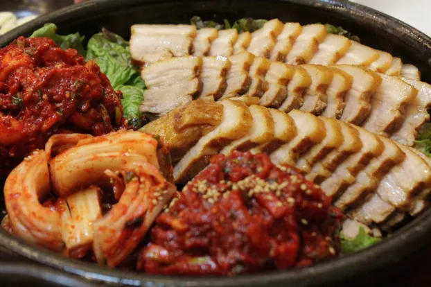 Cách luộc thịt ba chỉ kiểu Hàn Quốc