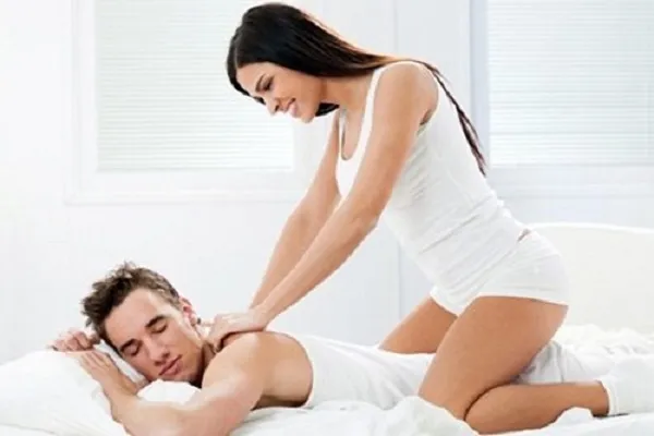 Cách massage cho chồng thoải mái