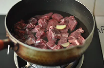 Cách làm thịt bò kho nấm cho bữa tối - Ảnh 6