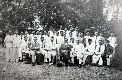 Giảng viên và sinh viên Trường Mỹ thuật Đông Dương, thập niên 30, thế kỷ XX