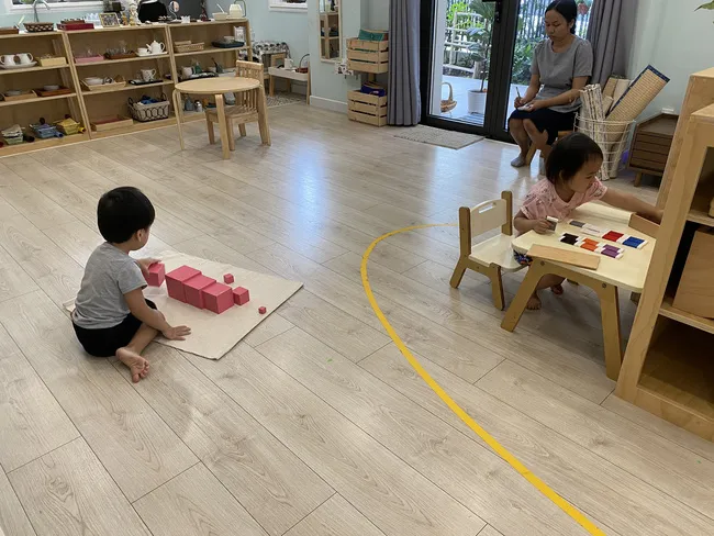 Dành cho phụ huynh đang muốn tìm trường mầm non Montessori thuần túy cho con tại TP. HCM: 4 trường thuần Montessori sang - xịn - mịn, học phí từ 6 triệu trở lên - Ảnh 5.