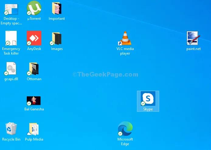 How do I move my desktop icons freely Windows 10? Mới nhất