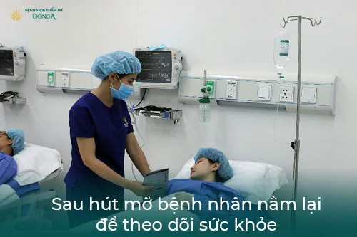 Quá trình hậu phẫu hút mỡ, nghỉ ngơi và theo dõi 24h đầu