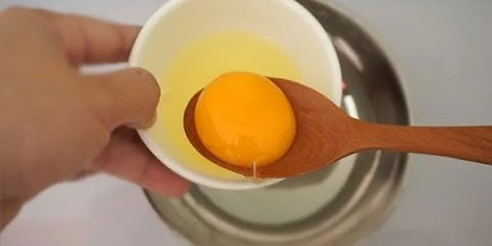 Cách làm trắng da bằng trứng gà và bia