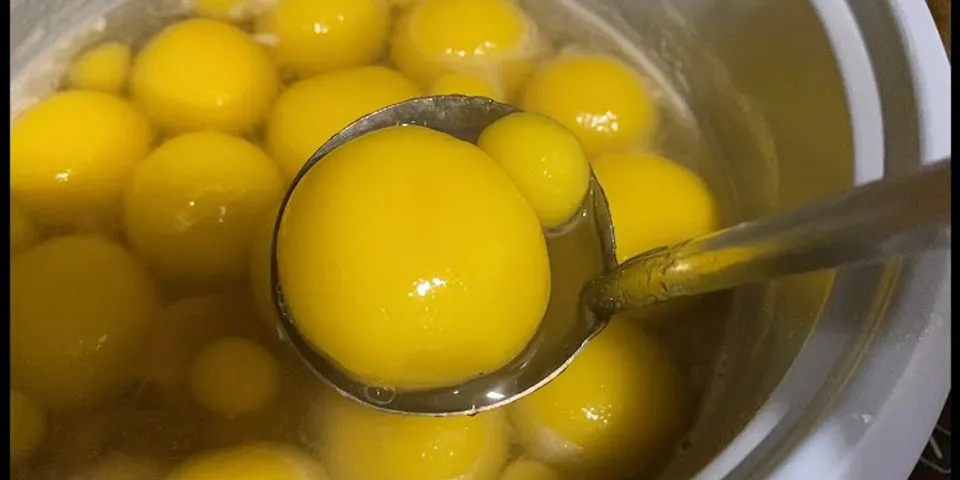 Cách nấu chè trôi nước màu vàng