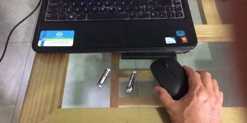 Cách sử dụng chuột không dây cho laptop HP
